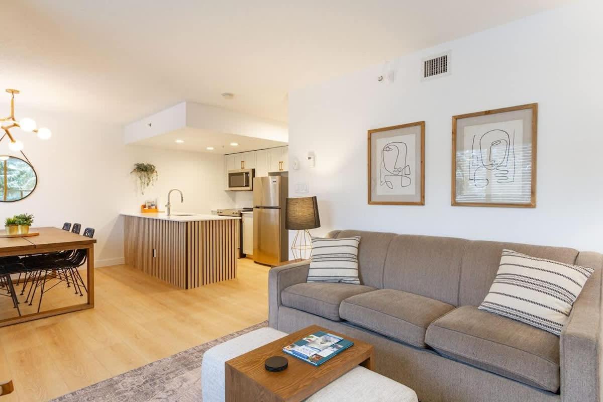 Renovated 2bed-2bath In Village With Pool, Hot Tub, And Sauna * Whistler